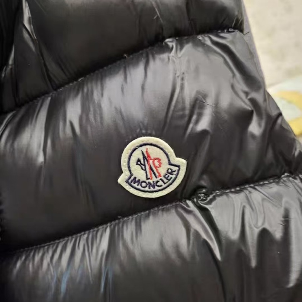 Moncler Black Puffer Vest - Picture 2 of 7